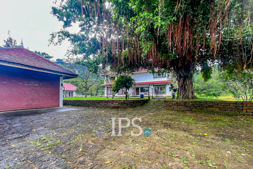 4 Bedroom Luxury Villa For Sale - Kep Province