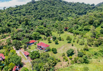 4 Bedroom Luxury Villa For Sale - Kep Province thumbnail