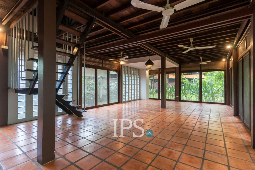 2 Bedroom Compound Wooden House For Rent - Sala Kamreuk, Siem Reap