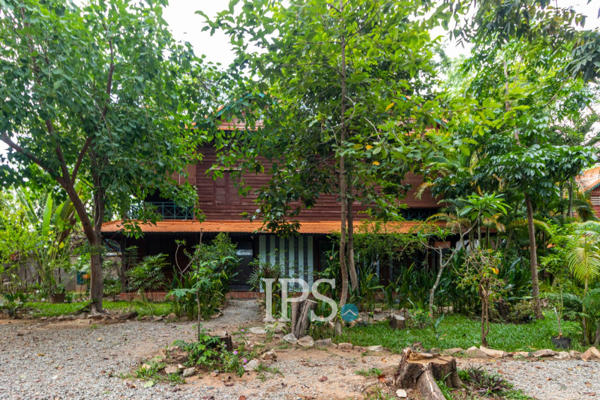 2 Bedroom Compound Wooden House For Rent - Sala Kamreuk, Siem Reap