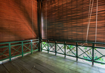 2 Bedroom Compound Wooden House For Rent - Sala Kamreuk, Siem Reap thumbnail