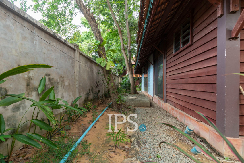 2 Bedroom Compound Wooden House For Rent - Sala Kamreuk, Siem Reap