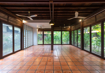 2 Bedroom Compound Wooden House For Rent - Sala Kamreuk, Siem Reap thumbnail