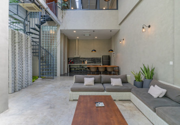 Renovated 2 Bedroom Townhouse For Rent - Tonle Bassac, Phnom Penh thumbnail