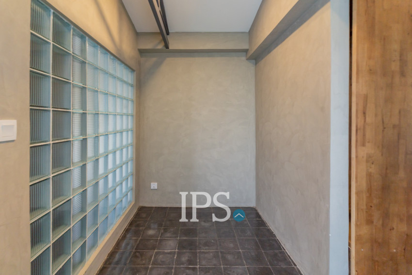 Renovated 2 Bedroom Townhouse For Rent - Tonle Bassac, Phnom Penh