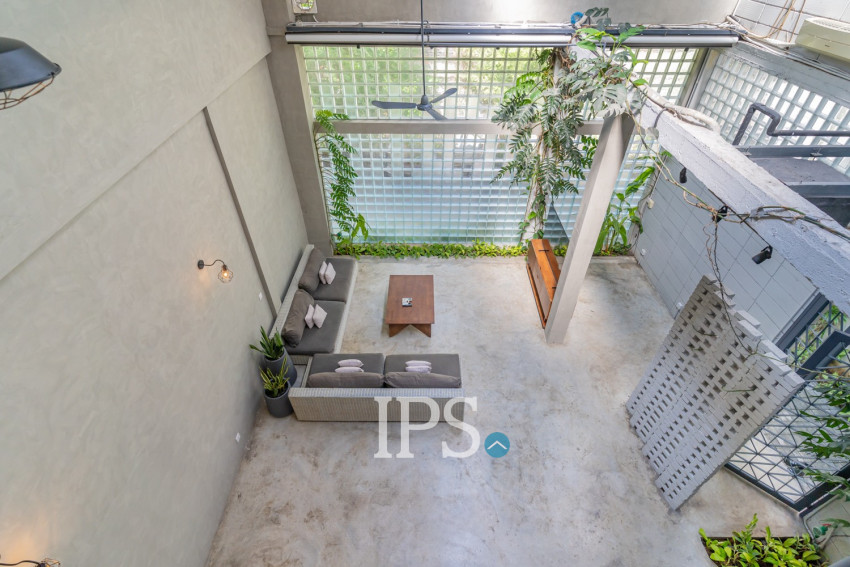 Renovated 2 Bedroom Townhouse For Rent - Tonle Bassac, Phnom Penh