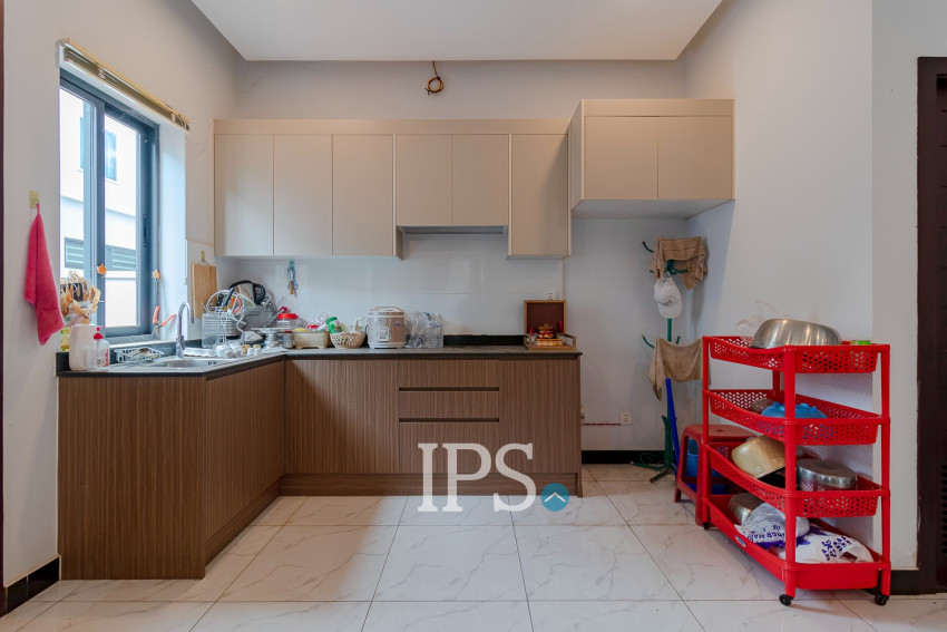 3 Bedroom Villa For Sale - Borey Tourism, Kandaek, Prasat Bakong, Siem Reap