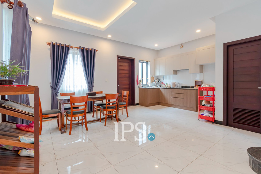 3 Bedroom Villa For Sale - Borey Tourism, Kandaek, Prasat Bakong, Siem Reap