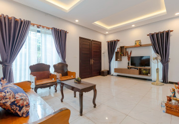 3 Bedroom Villa For Sale - Borey Tourism, Kandaek, Prasat Bakong, Siem Reap thumbnail