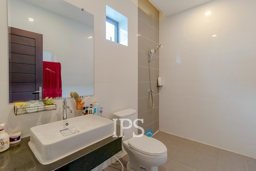 3 Bedroom Villa For Sale - Borey Tourism, Kandaek, Prasat Bakong, Siem Reap