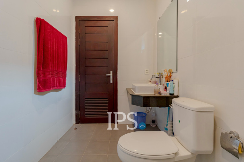 3 Bedroom Villa For Sale - Borey Tourism, Kandaek, Prasat Bakong, Siem Reap