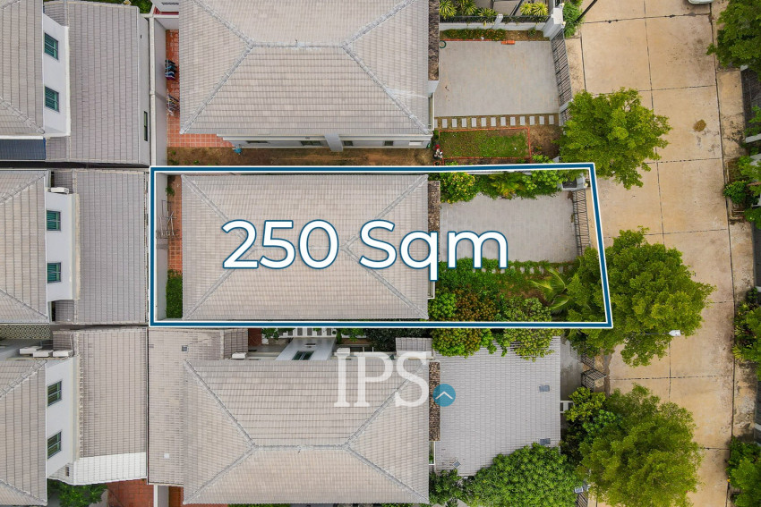 3 Bedroom Villa For Sale - Borey Tourism, Kandaek, Prasat Bakong, Siem Reap