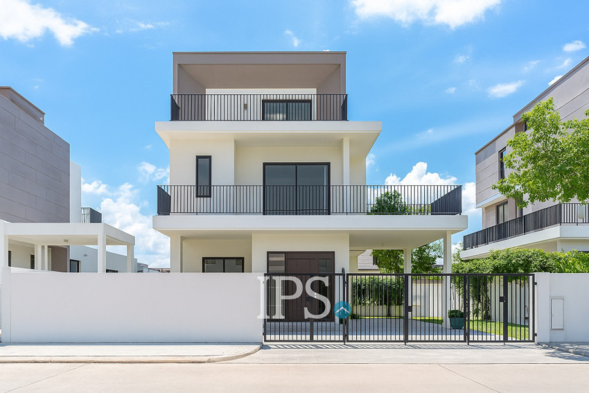 4 Bedroom Villa Udom For Sale - Chankiri Palm Creek, Phnom Penh