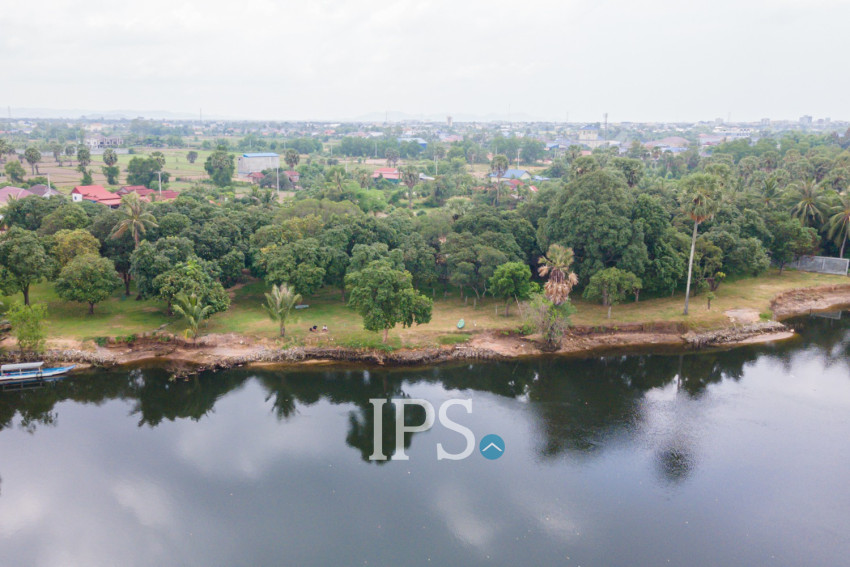 10,615 Sqm Land For Sale - Along Preaek Tuek Chu, Kampot Province