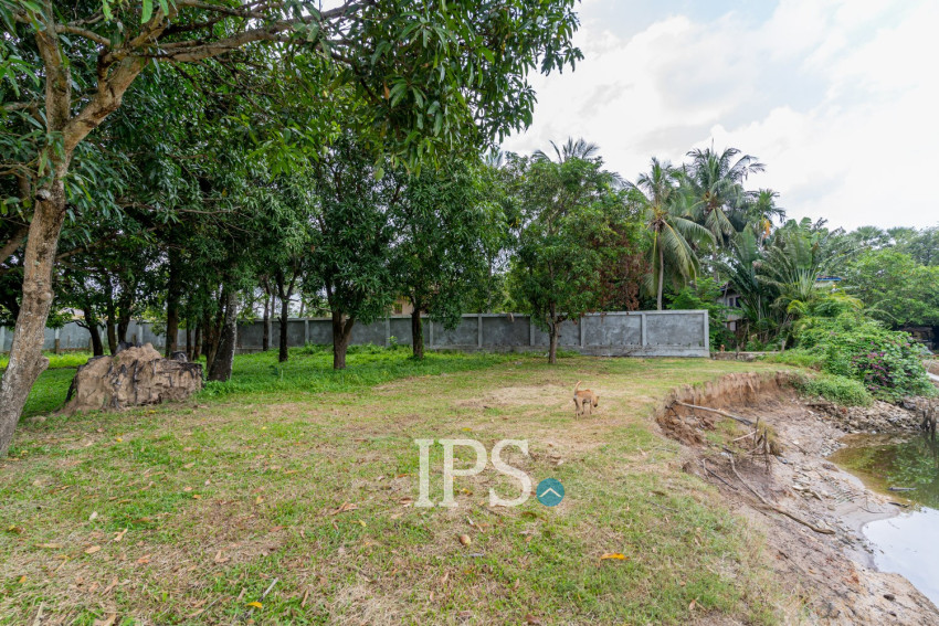10,615 Sqm Land For Sale - Along Preaek Tuek Chu, Kampot Province