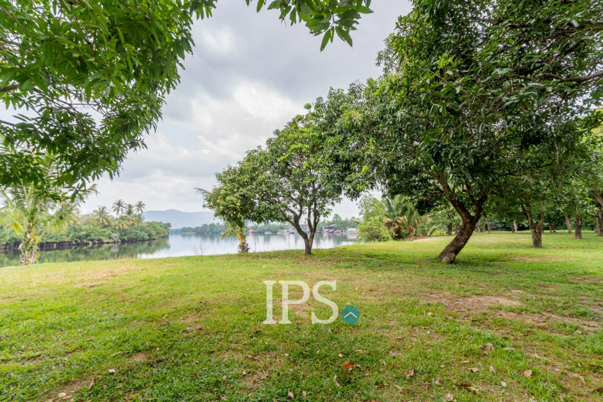 10,615 Sqm Land For Sale - Along Preaek Tuek Chu, Kampot Province