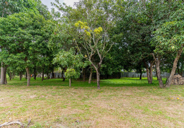 10,615 Sqm Land For Sale - Along Preaek Tuek Chu, Kampot Province thumbnail