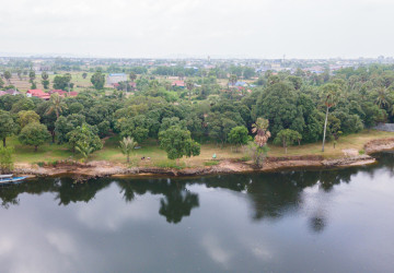 10,615 Sqm Land For Sale - Along Preaek Tuek Chu, Kampot Province thumbnail