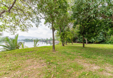 10,615 Sqm Land For Sale - Along Preaek Tuek Chu, Kampot Province thumbnail