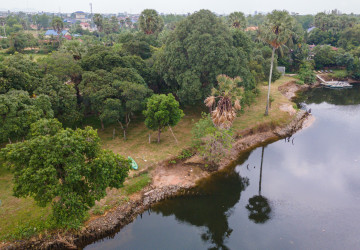 10,615 Sqm Land For Sale - Along Preaek Tuek Chu, Kampot Province thumbnail