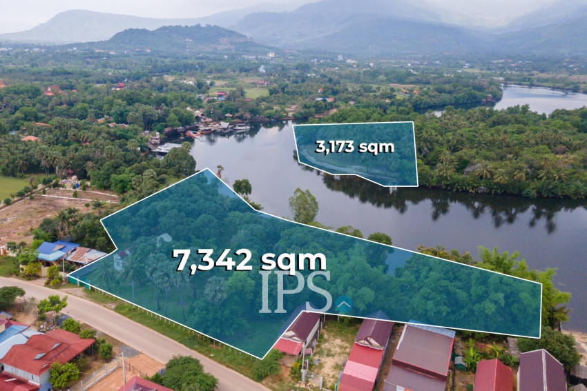 10,615 Sqm Land For Sale - Along Preaek Tuek Chu, Kampot Province