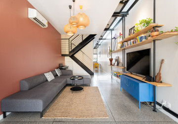 Renovated Duplex 2 Bedroom Apartment For Rent - Tonle Bassac, Phnom Penh thumbnail