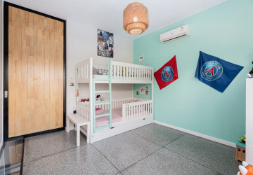 Renovated Duplex 2 Bedroom Apartment For Rent - Tonle Bassac, Phnom Penh thumbnail