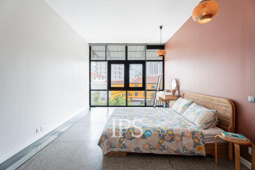 Renovated Duplex 2 Bedroom Apartment For Rent - Tonle Bassac, Phnom Penh