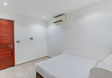 2 Bedroom Serviced Apartment For Rent - BKK 2, Phnom Penh thumbnail