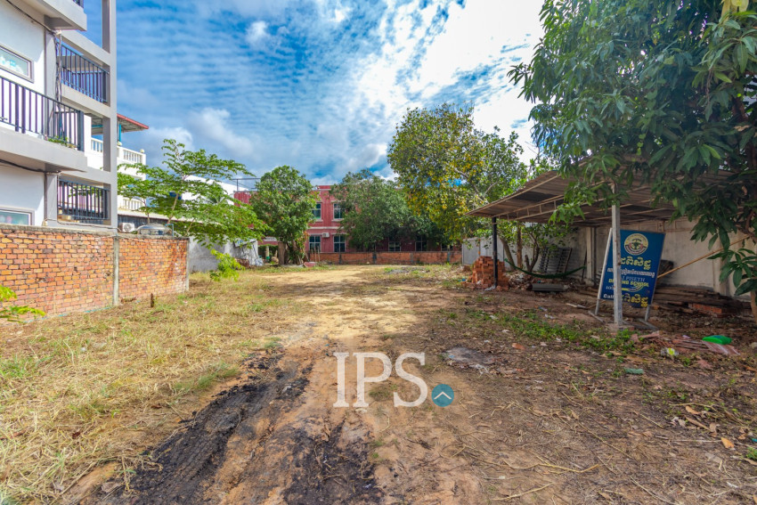 893 Sqm Commercial Land For Rent - Sala Kamreuk, Siem Reap
