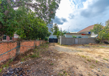 893 Sqm Commercial Land For Rent - Sala Kamreuk, Siem Reap thumbnail