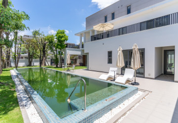5 Bedroom Luxury Villa For Sale - Borey Chankiri, Preaek Kampues, Phnnom Penh thumbnail