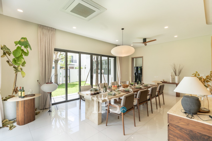5 Bedroom Luxury Villa For Sale - Borey Chankiri, Preaek Kampues, Phnnom Penh