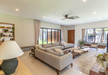 5 Bedroom Luxury Villa For Sale - Borey Chankiri, Preaek Kampues, Phnnom Penh thumbnail