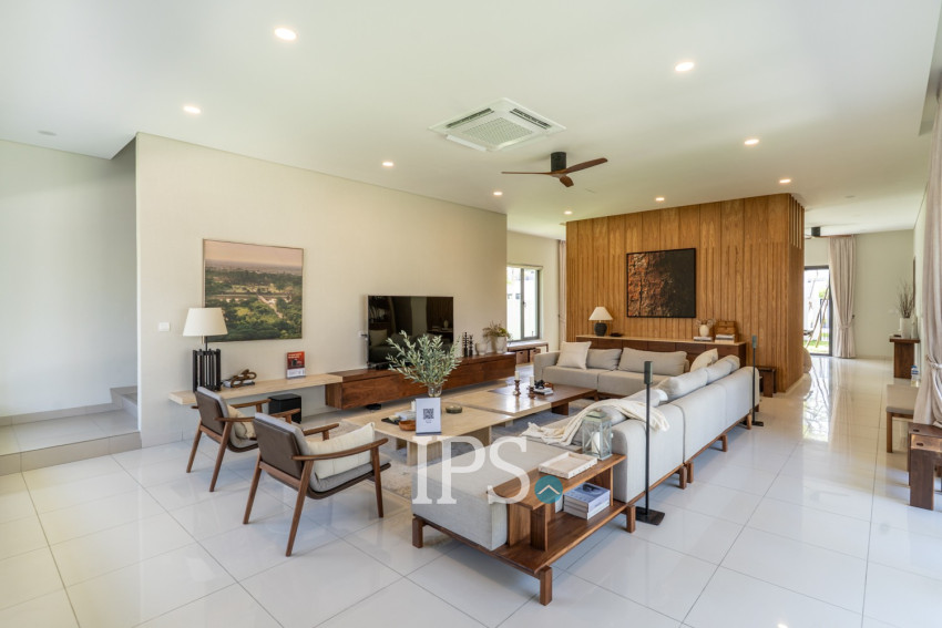 5 Bedroom Luxury Villa For Sale - Borey Chankiri, Preaek Kampues, Phnnom Penh