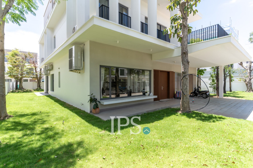 5 Bedroom Luxury Villa For Sale - Borey Chankiri, Preaek Kampues, Phnnom Penh