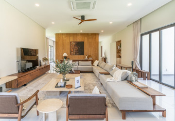 5 Bedroom Luxury Villa For Sale - Borey Chankiri, Preaek Kampues, Phnnom Penh thumbnail