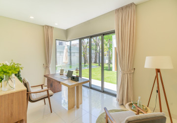 5 Bedroom Luxury Villa For Sale - Borey Chankiri, Preaek Kampues, Phnnom Penh thumbnail