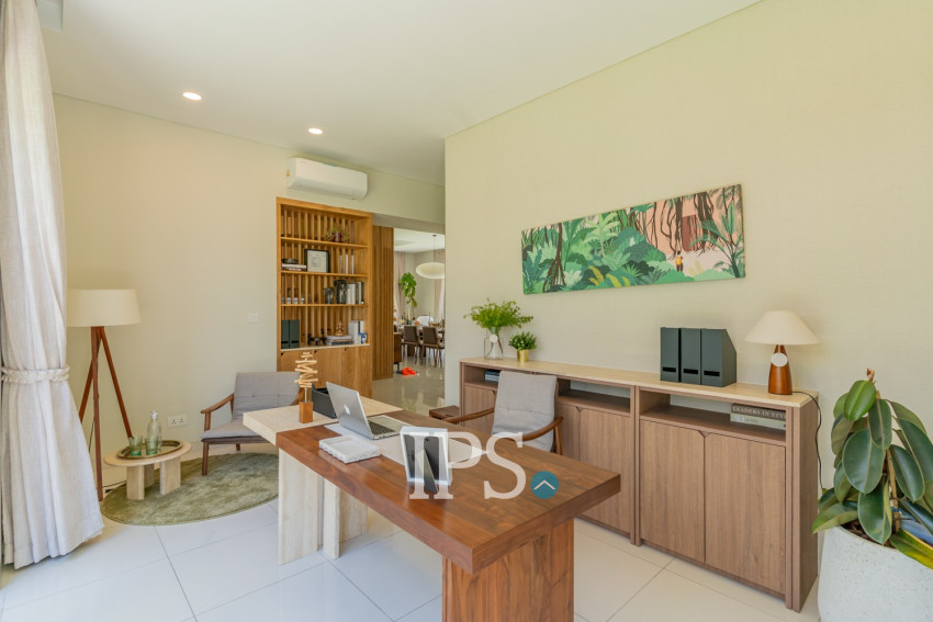 5 Bedroom Luxury Villa For Sale - Borey Chankiri, Preaek Kampues, Phnnom Penh