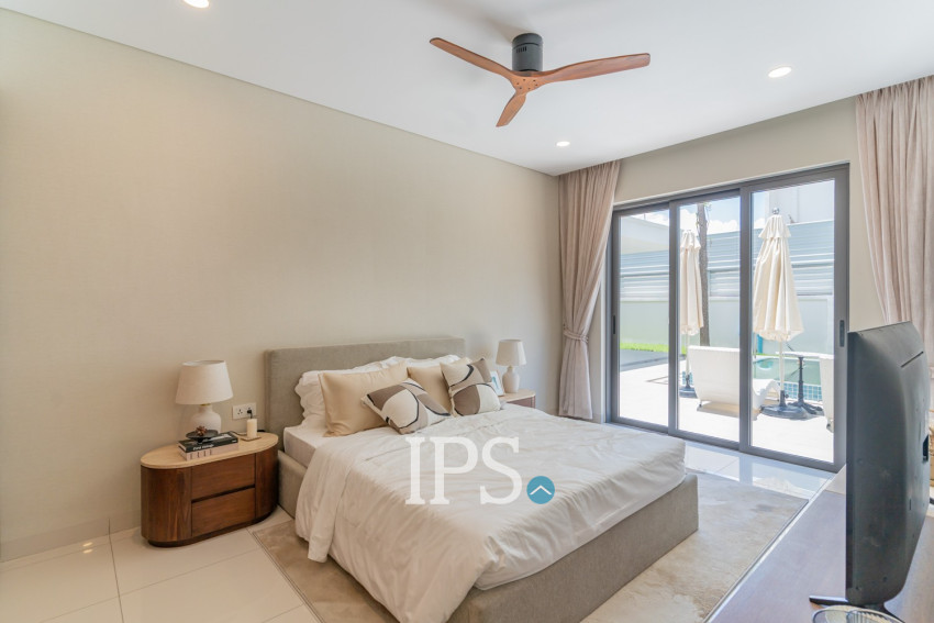 5 Bedroom Luxury Villa For Sale - Borey Chankiri, Preaek Kampues, Phnnom Penh