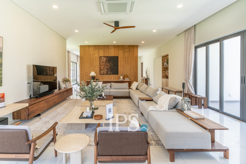 5 Bedroom Luxury Villa For Sale - Borey Chankiri, Preaek Kampues, Phnnom Penh