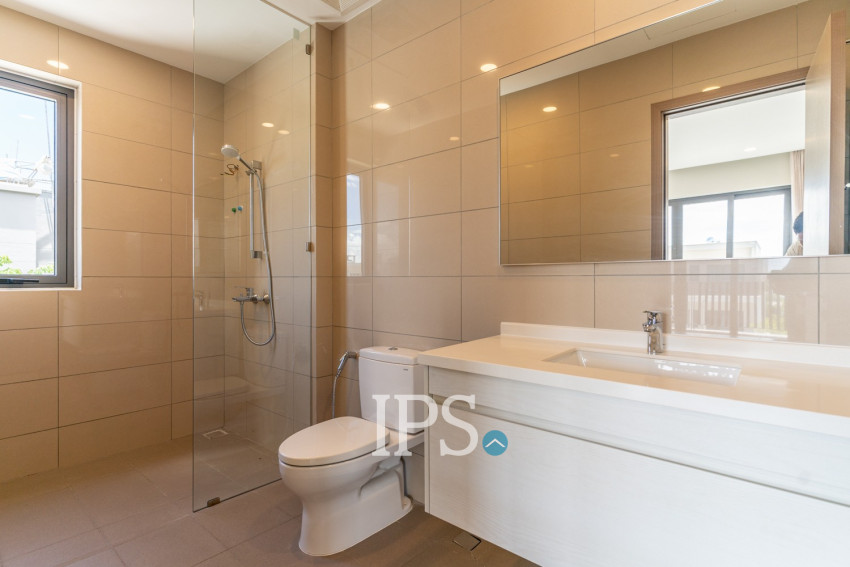 5 Bedroom Luxury Villa For Sale - Borey Chankiri, Preaek Kampues, Phnnom Penh