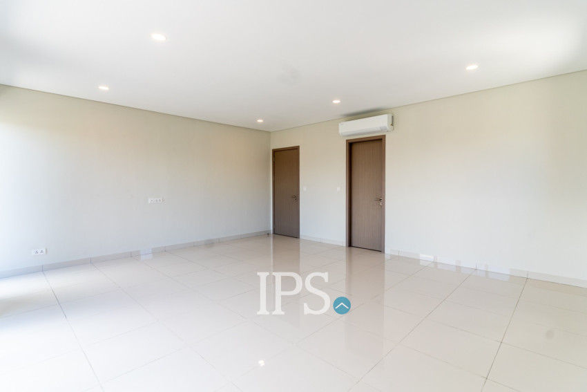 5 Bedroom Luxury Villa For Sale - Borey Chankiri, Preaek Kampues, Phnnom Penh