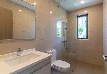 5 Bedroom Luxury Villa For Sale - Borey Chankiri, Preaek Kampues, Phnnom Penh thumbnail