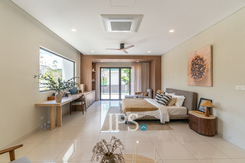 5 Bedroom Luxury Villa For Sale - Borey Chankiri, Preaek Kampues, Phnnom Penh