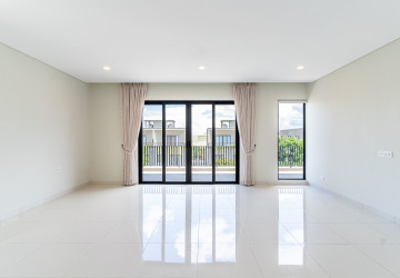 5 Bedroom Luxury Villa For Sale - Borey Chankiri, Preaek Kampues, Phnnom Penh thumbnail