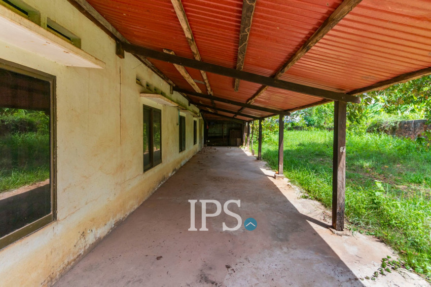 4 Bedroom Wooden House For Rent - Sala Kamreuk, Siem Reap