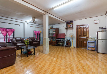 4 Bedroom Wooden House For Rent - Sala Kamreuk, Siem Reap thumbnail