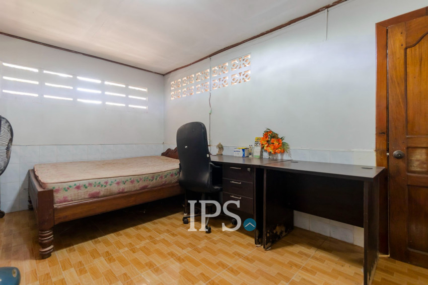 4 Bedroom Wooden House For Rent - Sala Kamreuk, Siem Reap