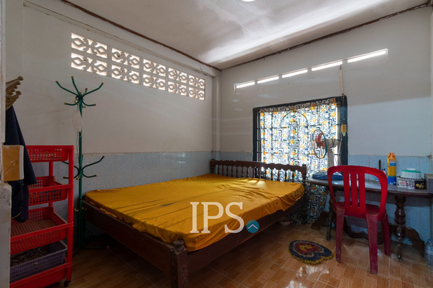 4 Bedroom Wooden House For Rent - Sala Kamreuk, Siem Reap
